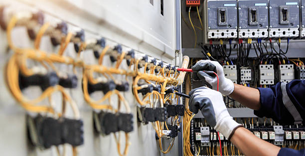 Professional Electrician technician working in Deshler, OH